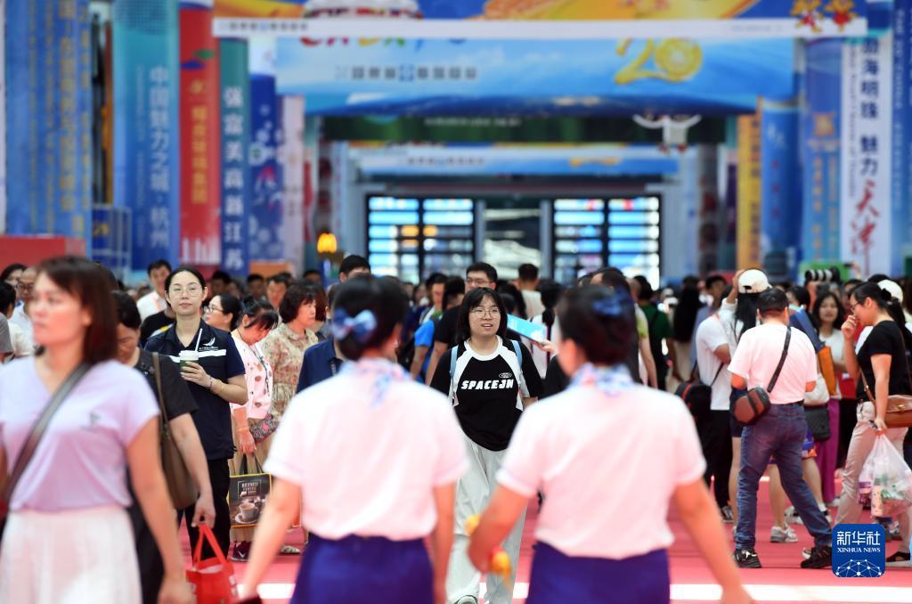 网页炸金花房卡